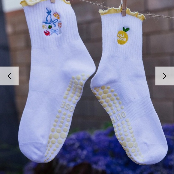 olirose pilates socks - Picture 4 of 7